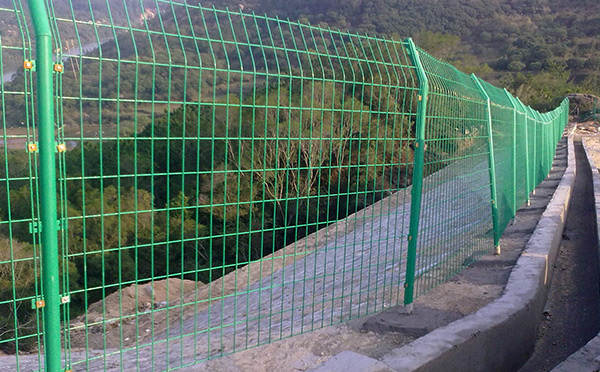 雙邊絲護欄網 雙邊絲護欄網